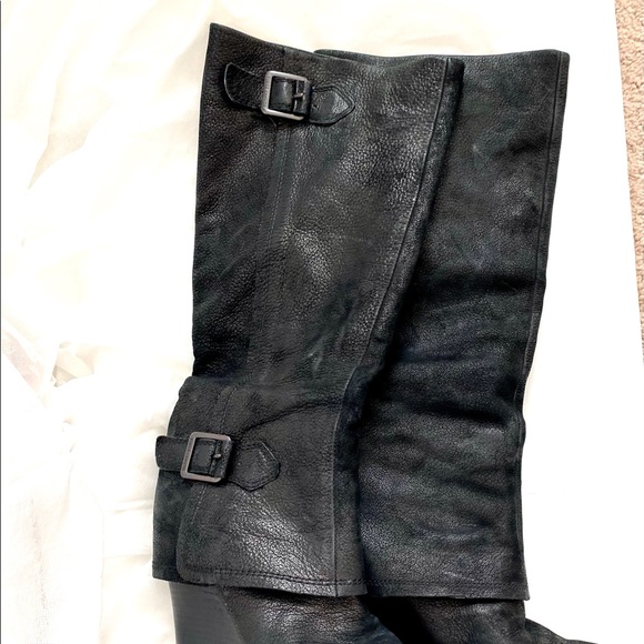 Vincent Camuto Wedge Autumn Boots - Picture 2 of 2